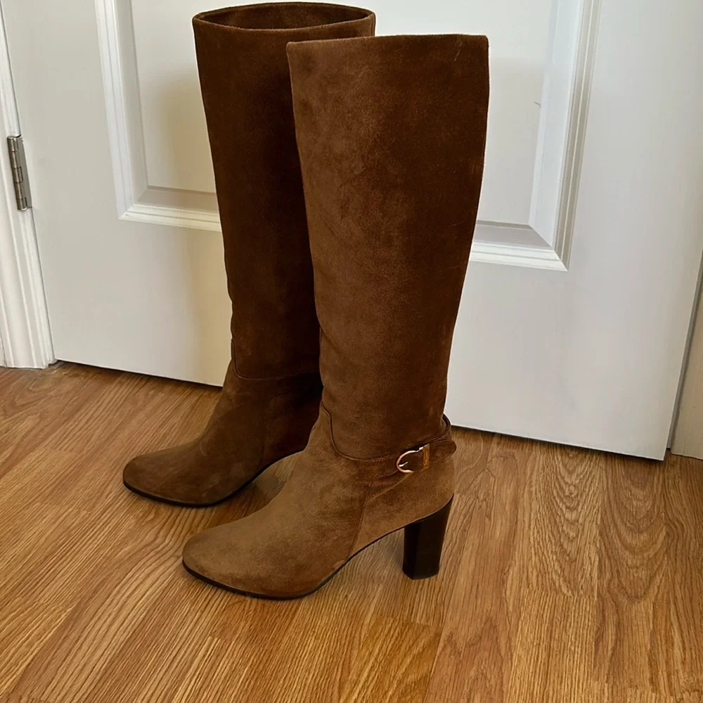 Salvatore Ferragamo suede brown heel boots size 9 - Picture 1 of 17